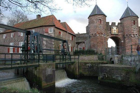 9. Kamperbinnenpoort 